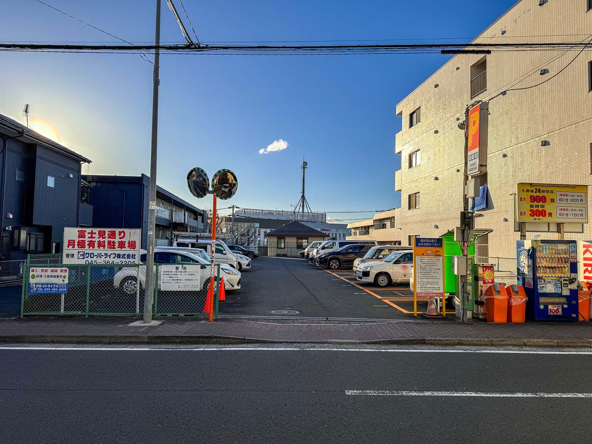 富士見通り駐車場